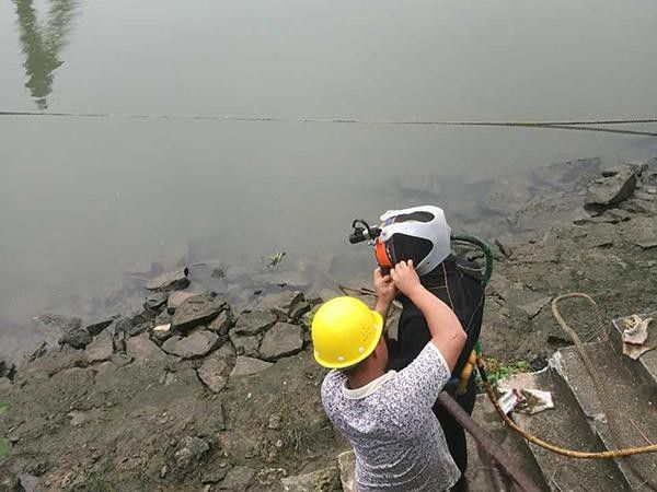 杏彩体育清远市水下作业公司-水下切割混凝土